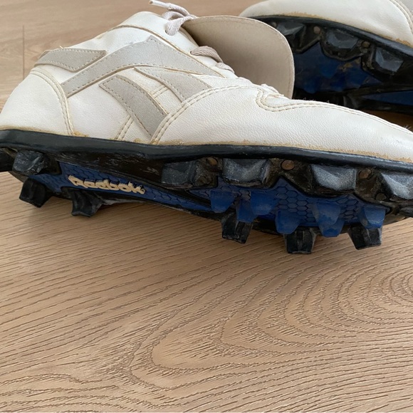 Ladies baseball cleats - Picture 4 of 5